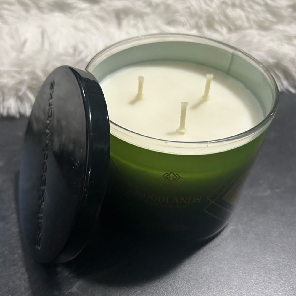 Bath & Body Works Men's Collection Woodlands 3-wick Scented Candle 14.5 oz New! - Picture 8 of 14